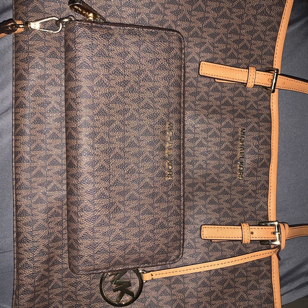 Michael Kors purse